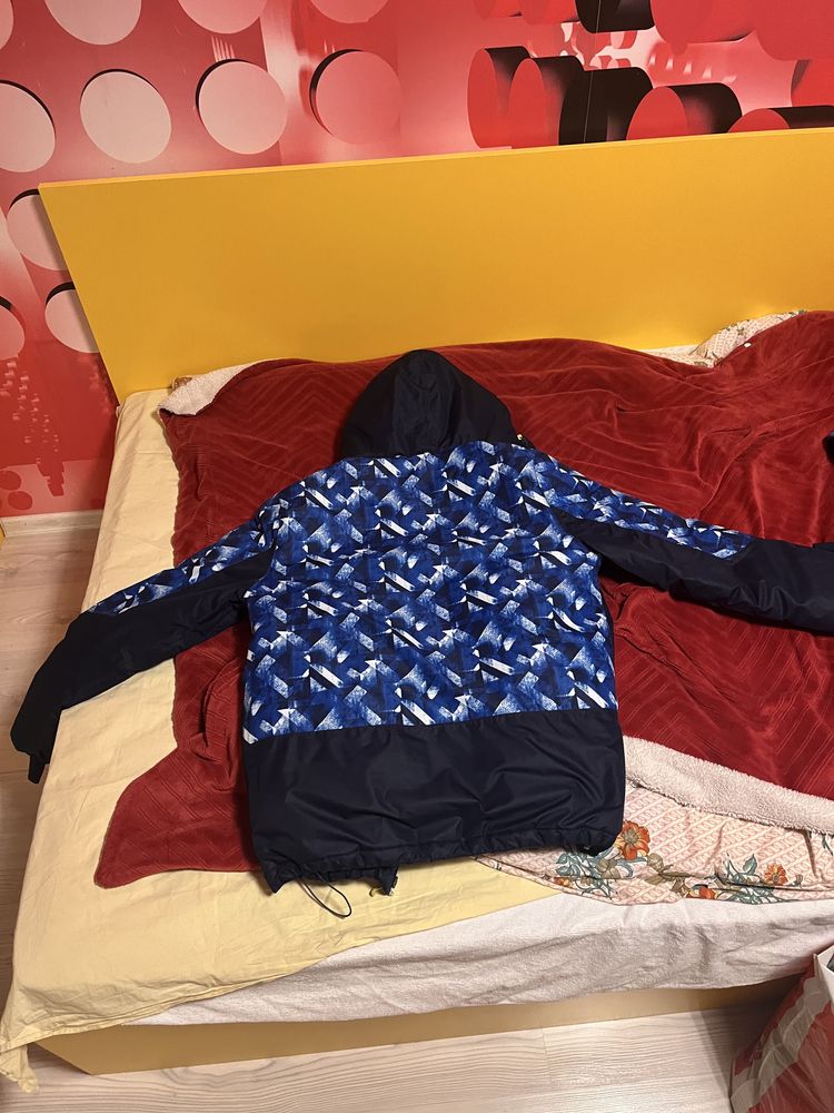 Зимно скиорско яке