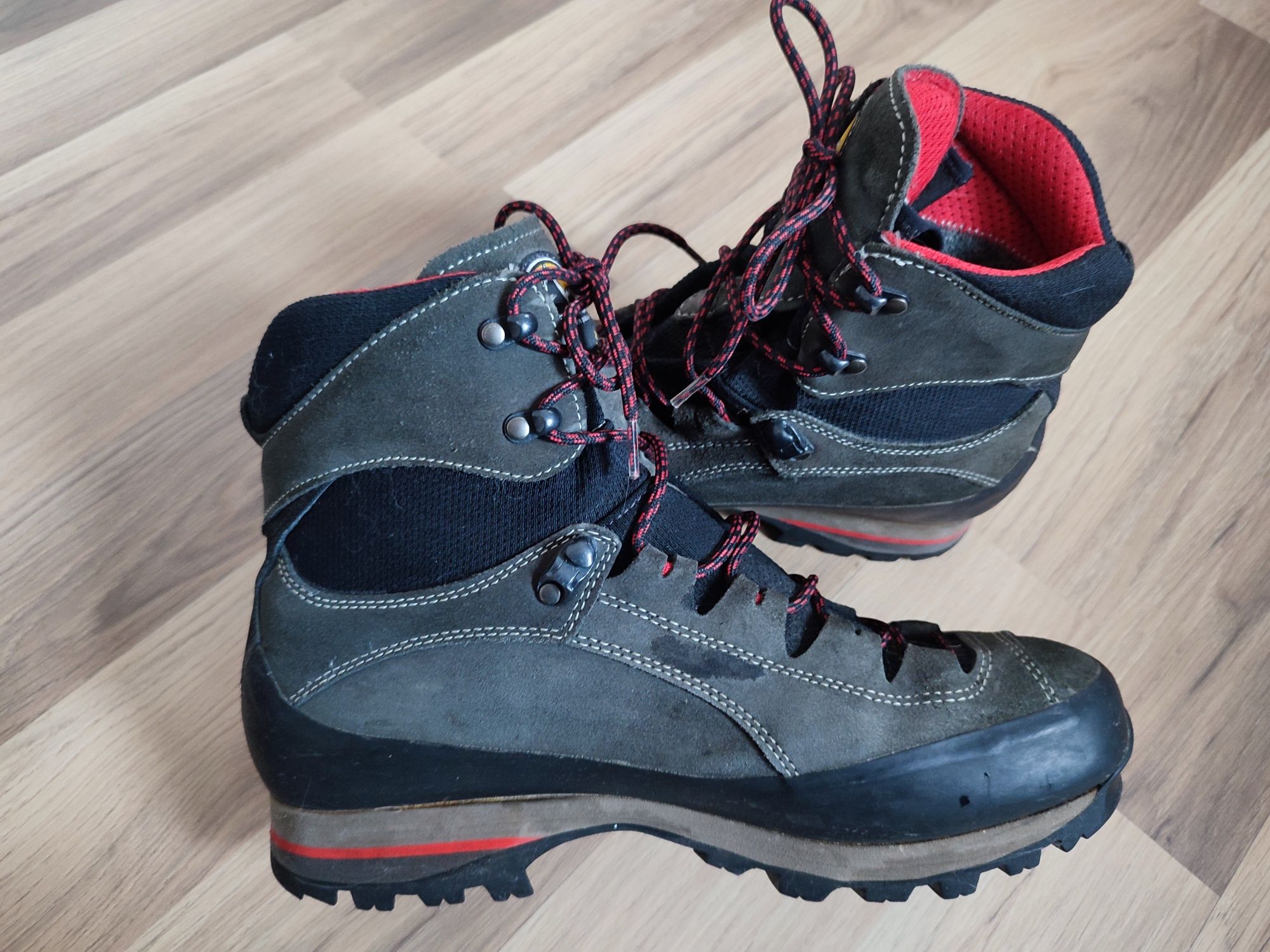 LaSportiva туристически обувки
