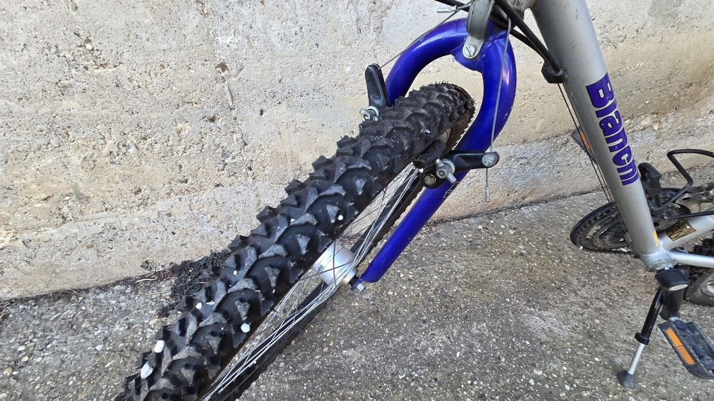 Vând bicicleta Snake Bianco