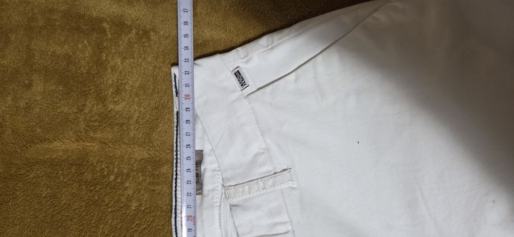 Vând pantaloni  damă napapijri