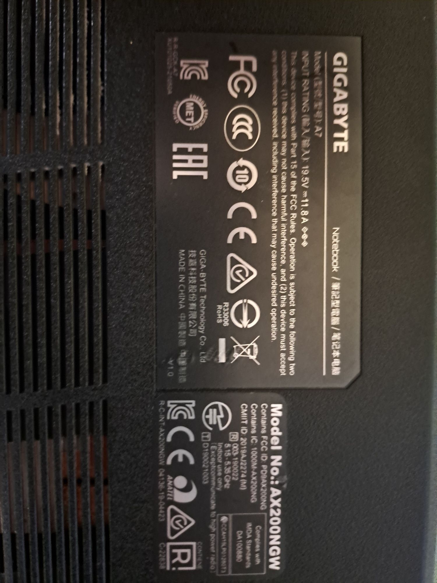 Лаптоп gigabyte a7 k1