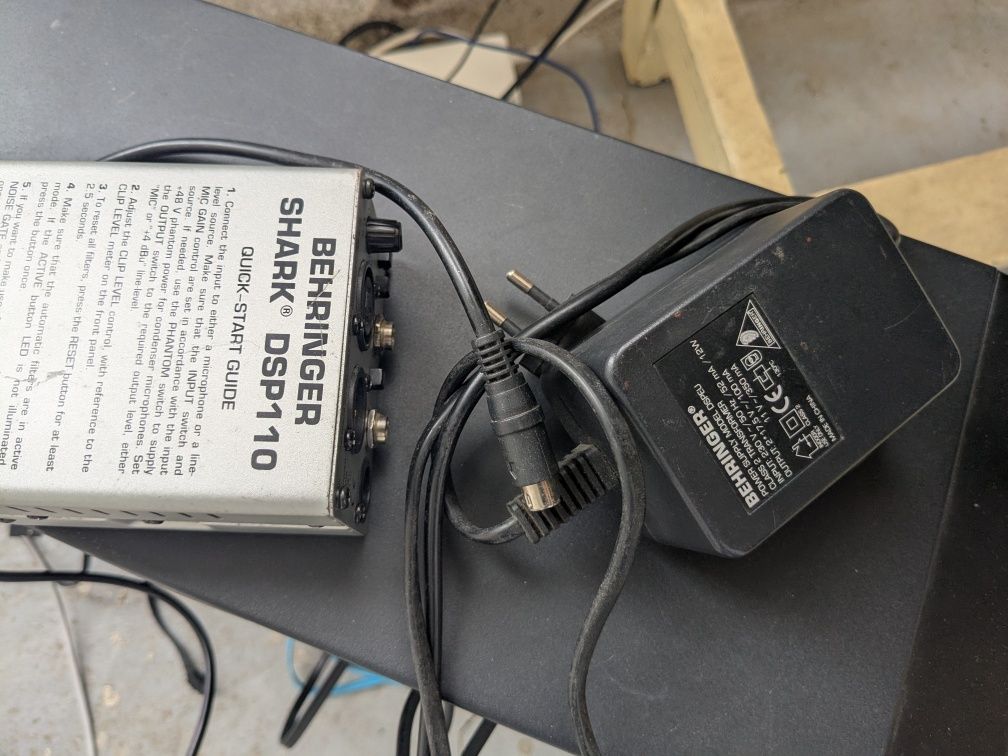 Preamplificator microfon Behringer FBQ Shark DSP 110