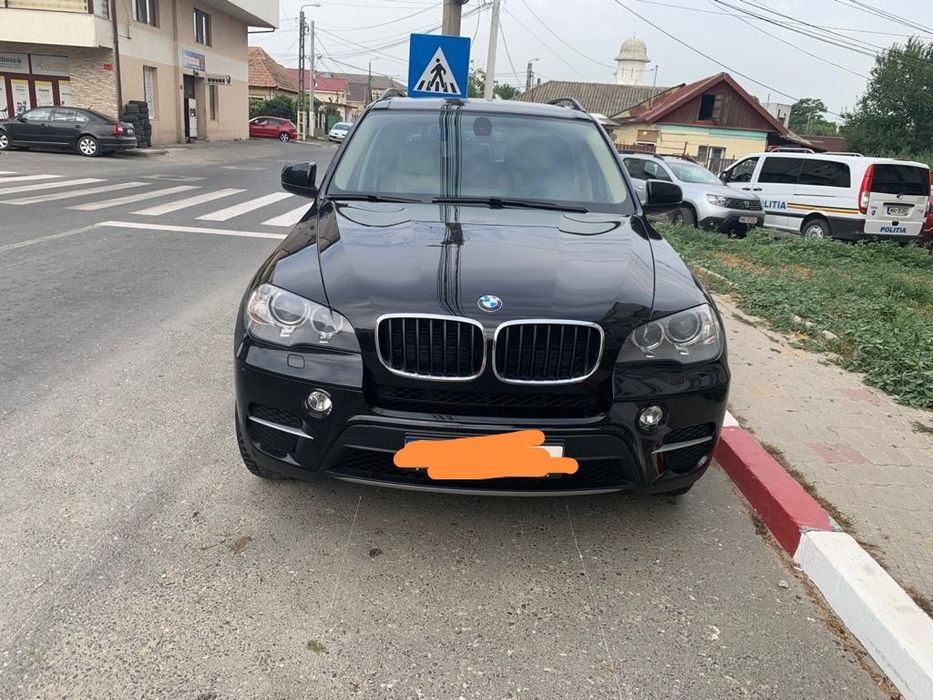 Bmw X5 2013 mașină pe firma