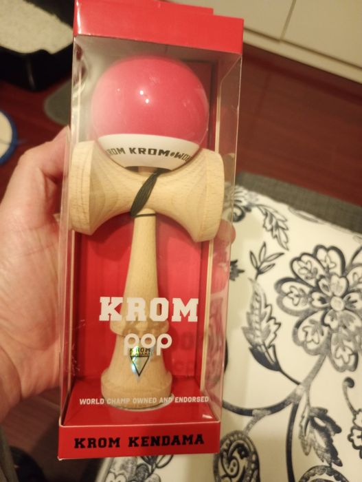 Kendama krom pop sticky