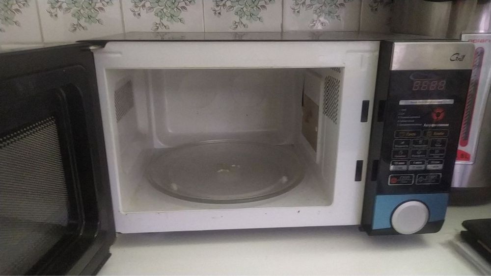 Микраволновка deawoo в отличном состояние
