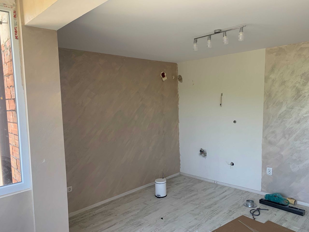 Продава се Едностаен апартамент в Приморско - 40 кв.м за 1575 €/кв.м - Снимка #1