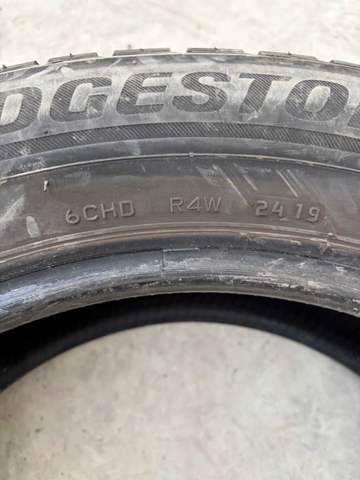 Bridgestone 225/60R18- Stare foarte buna, livrare rapida, garantie!