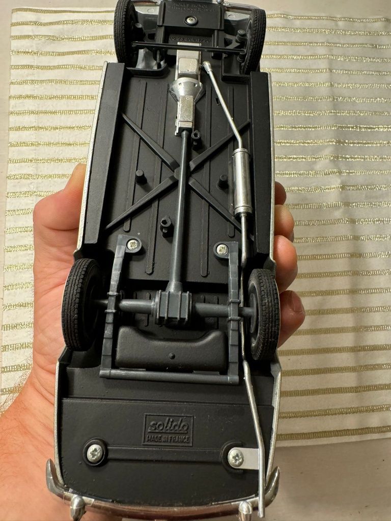 Macheta Rolls Royce 1:18