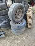Vand 4 roti R 15 ford focus 2 au și anvelope 195 65 15 umflate