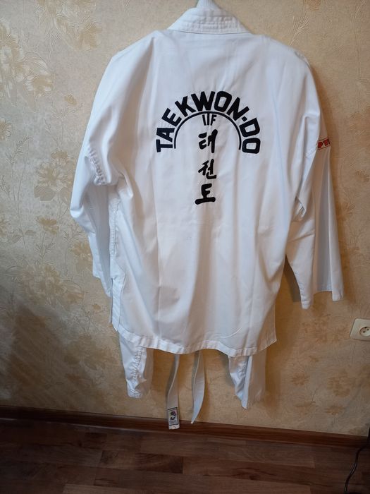 Кимоно для таеквандо