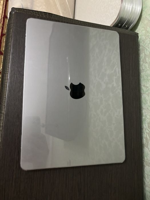 MacBook M2, 256 GB