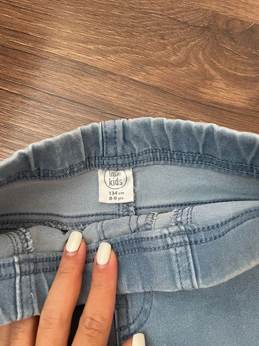 Дънки и ски панталон за момиче