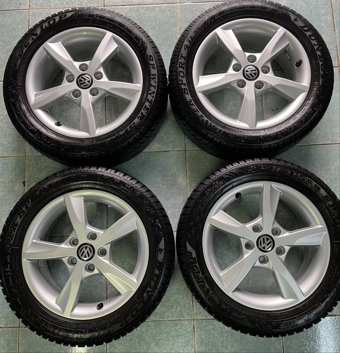 Jante aliaj R16 originale VW Golf Passat 205/55/16 Dunlop iarna