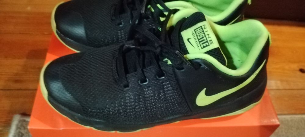 Маратонки   Найк за момче!