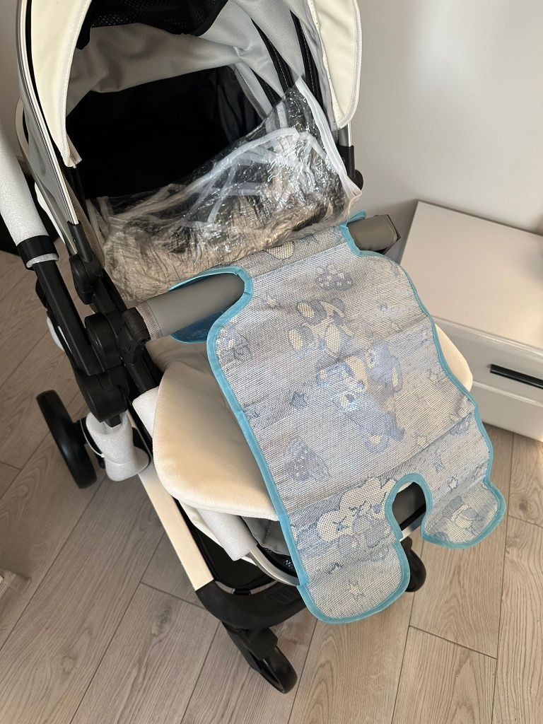 Carucior 3 in 1  Nou  Scoica Carucior bebe