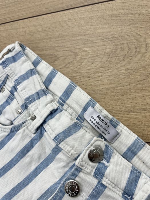Blugi bershka m40