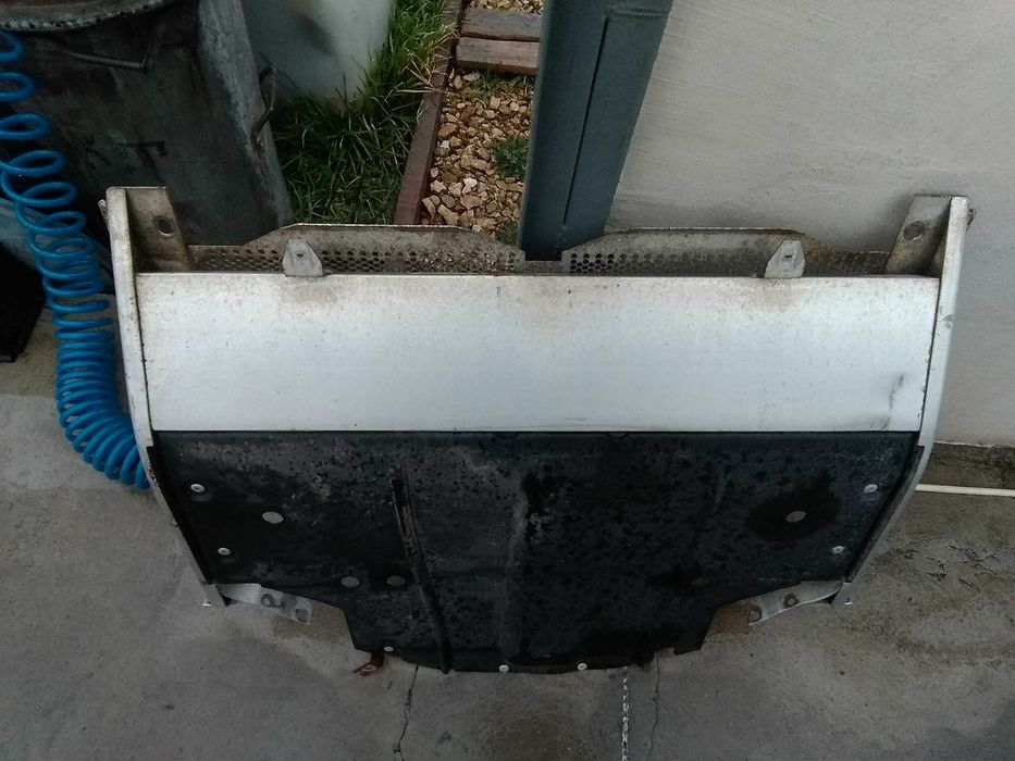 Подкартерна  шина за Ландровер