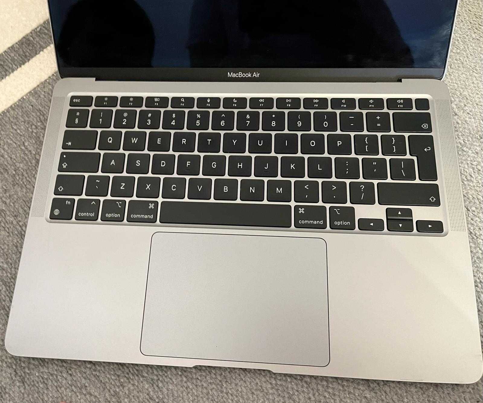 Laptop Apple MacBook Air 13, procesor Apple M1, 8GB, 512GB, Grey, INT