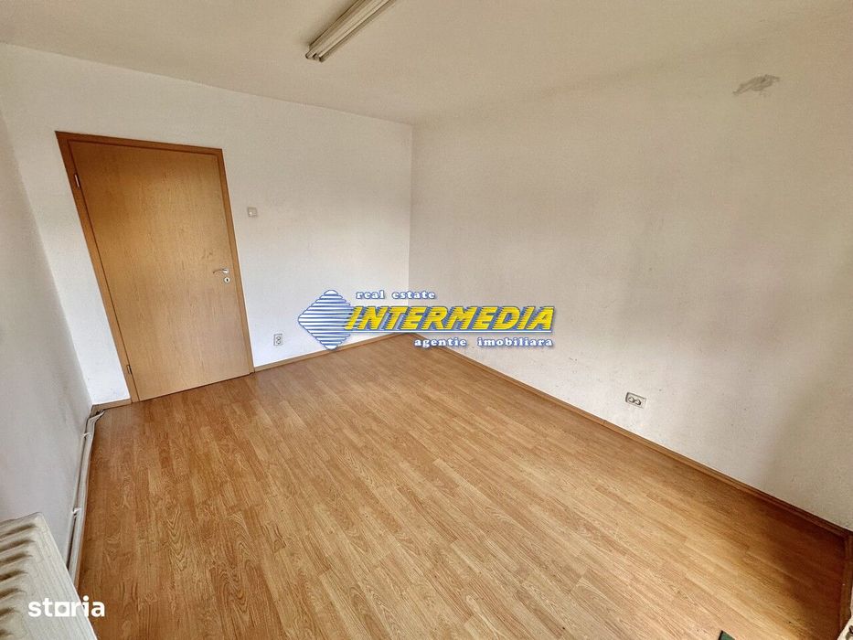 Apartament 2 camere 52 mp Cetate Closca de vanzare