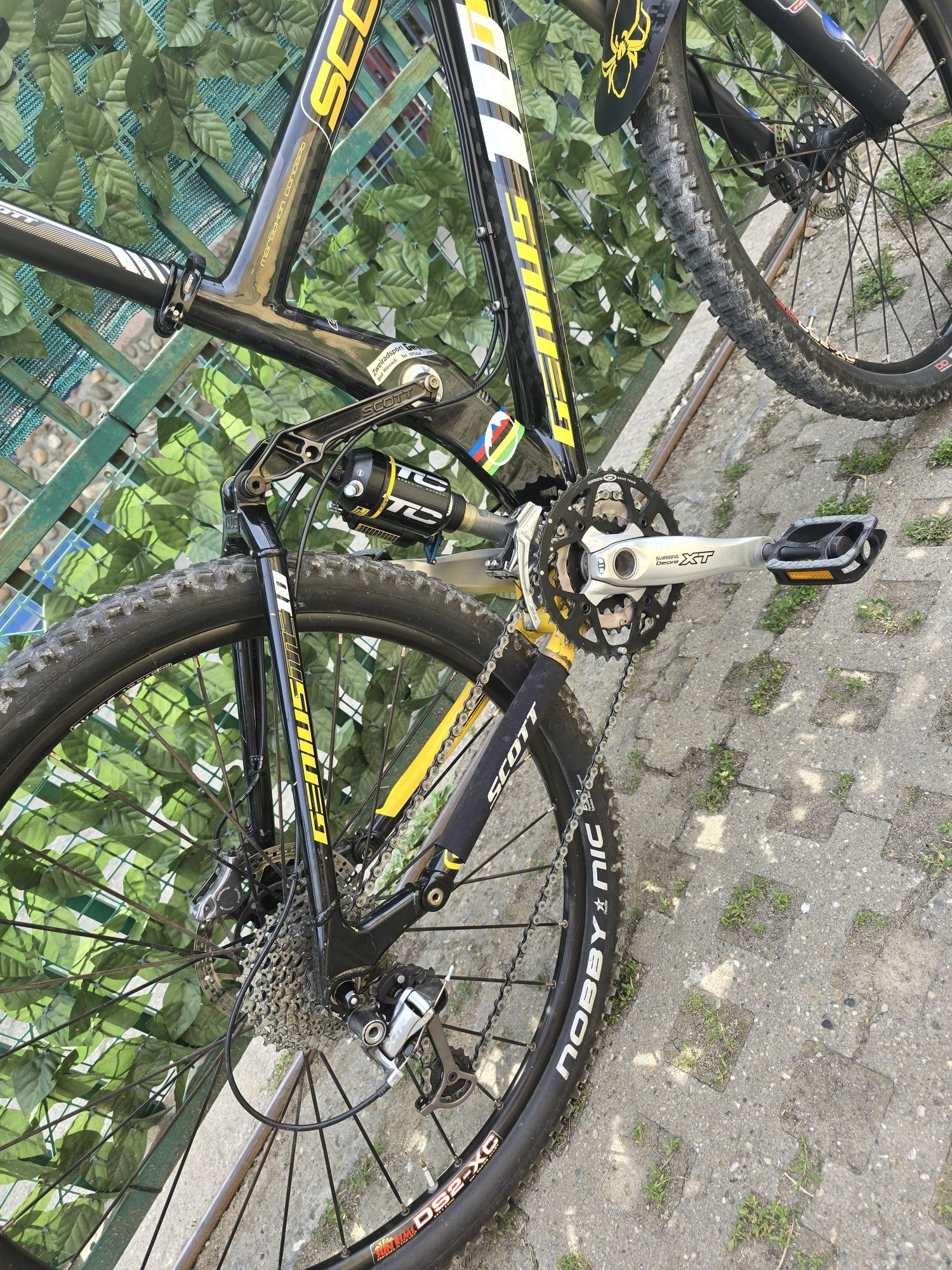 Bicicleta SCOTT Genius Carbon.