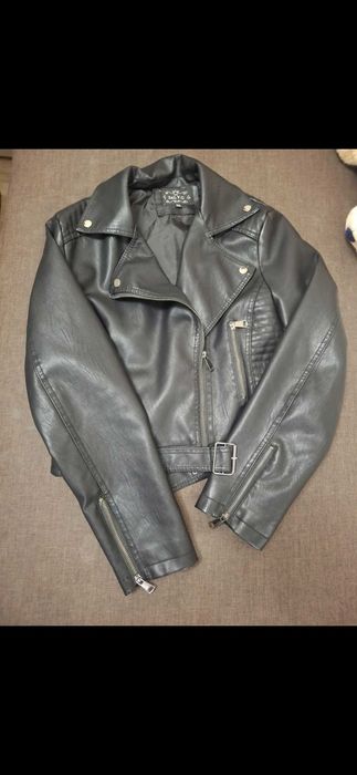 Дамско кожено яке