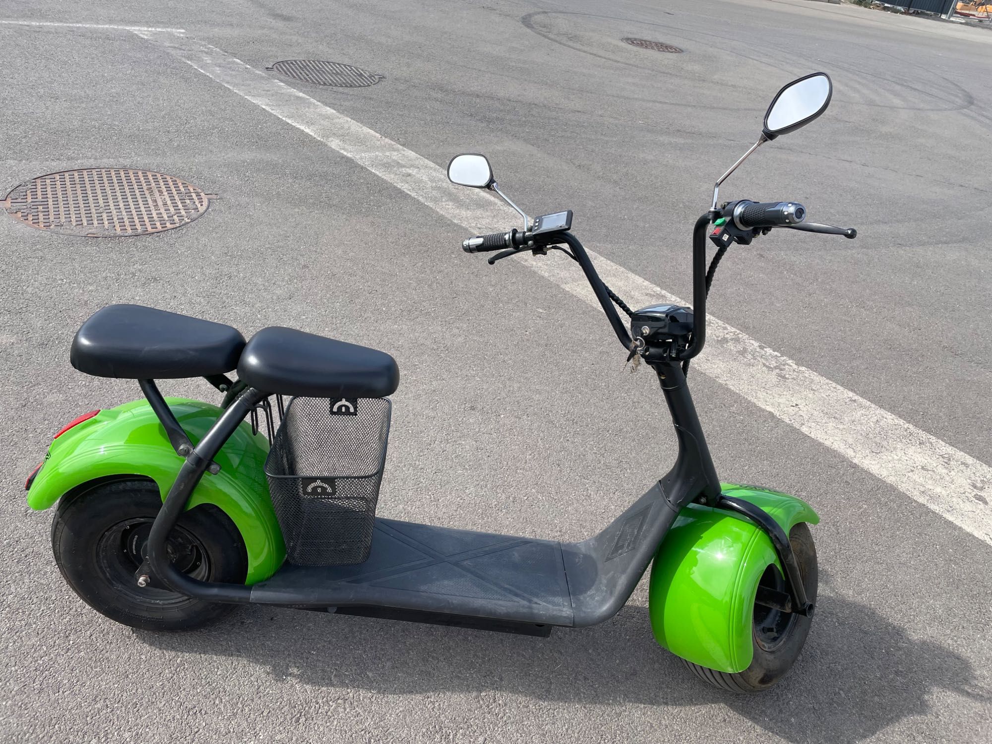 Продавам електрическо моторче тип "Харли"