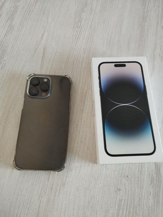 Ipfone 14 pro max  като нов 2 броя плюс зарядно