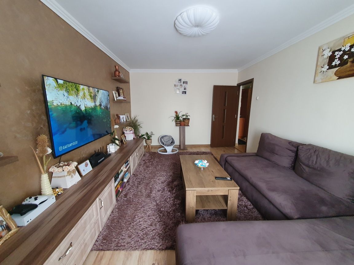 Apartament cu 3 camere în Alfa