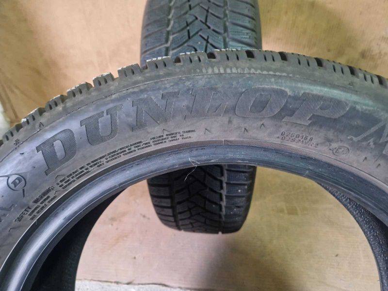 2 Dunlop R17 205/55
зимни гуми
DOT4519