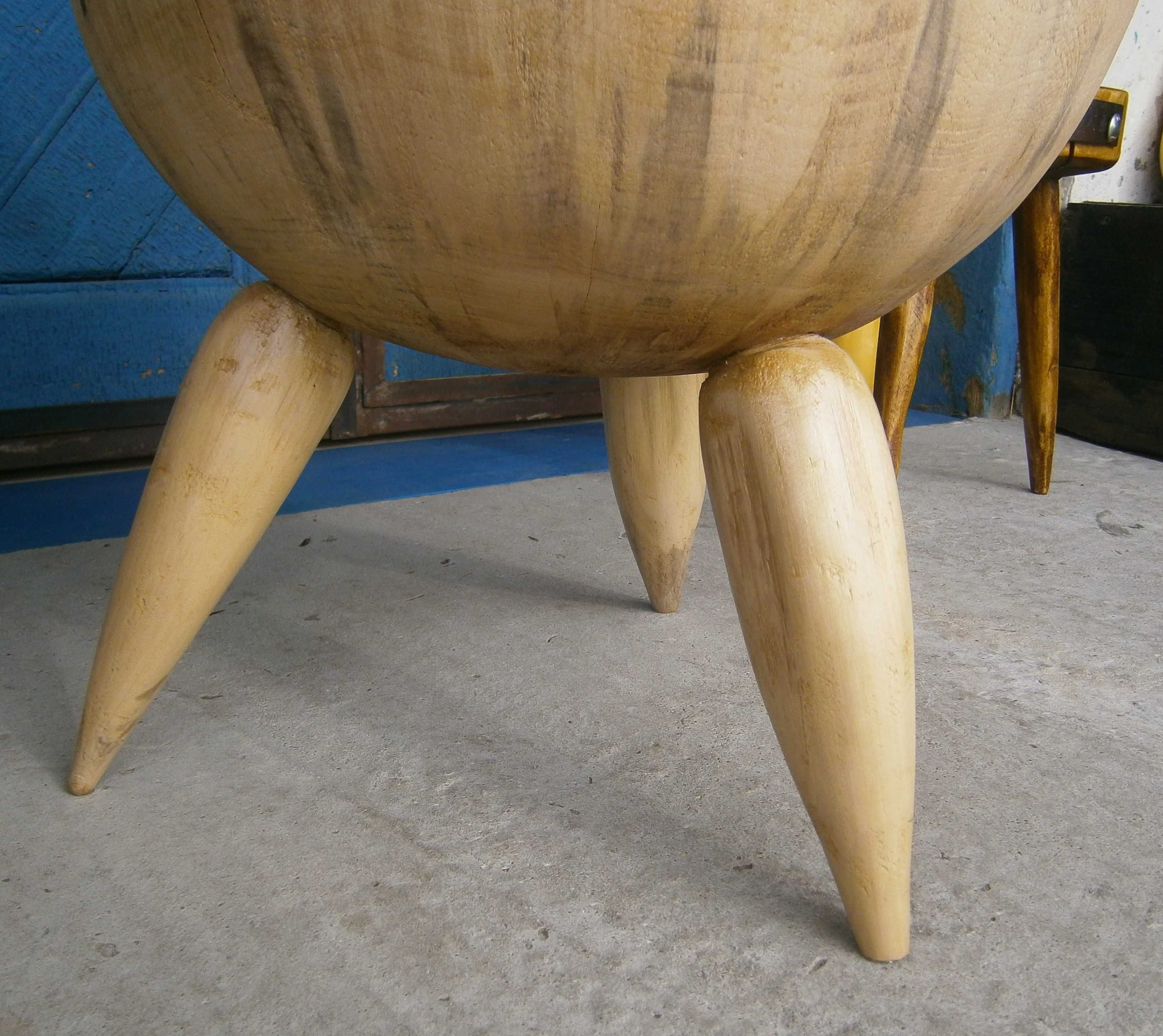 Masuta din lemn masiv de plop executata manual stil rustic industrial