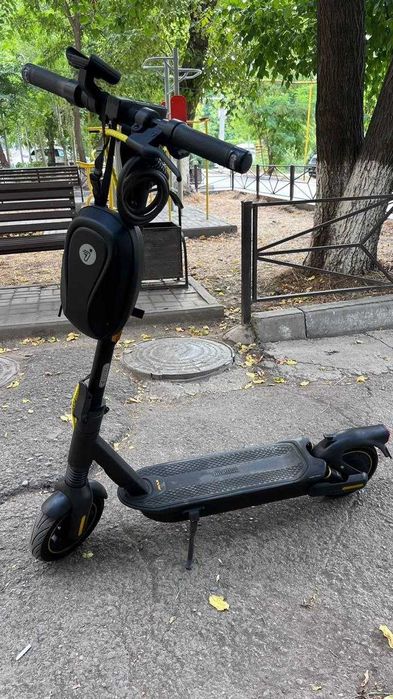 Электросамокат Ninebot KickScooter MAX G2