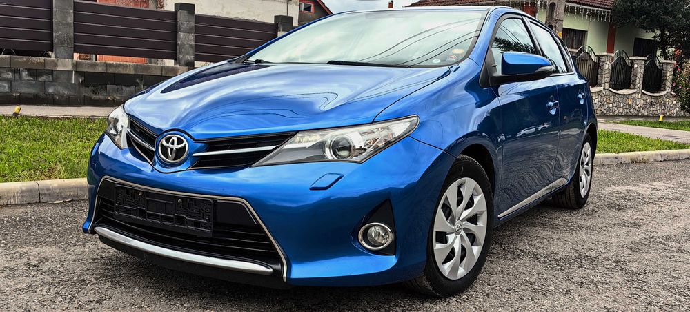 Toyota Auris, benzina, LED, Navi