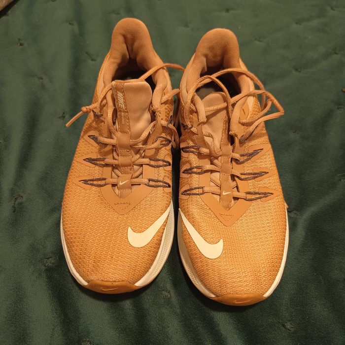 Adidasi de dama Nike runinng roz pudra 36,5