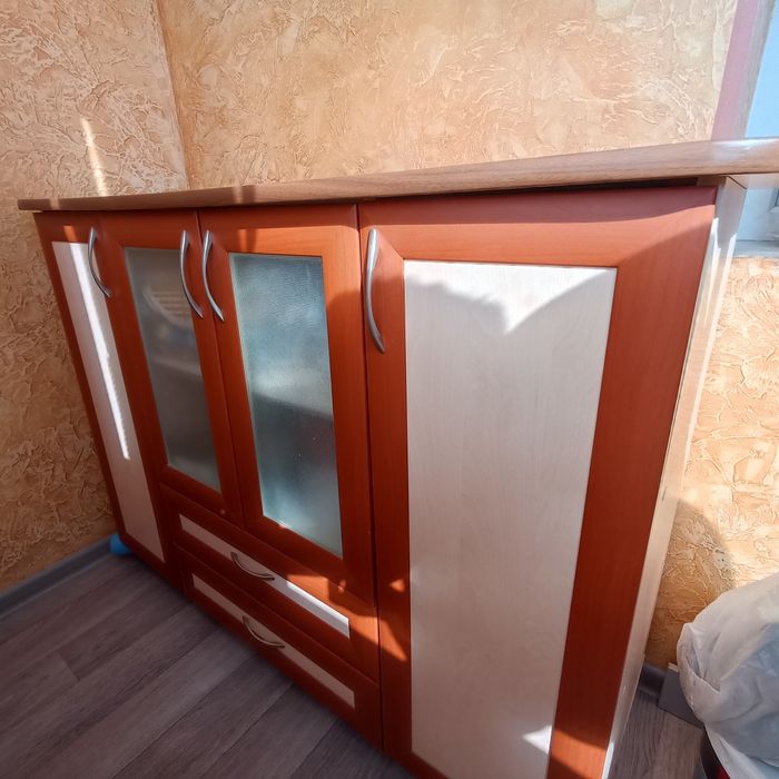 Продам кухонный комод с выдвижными ящиками