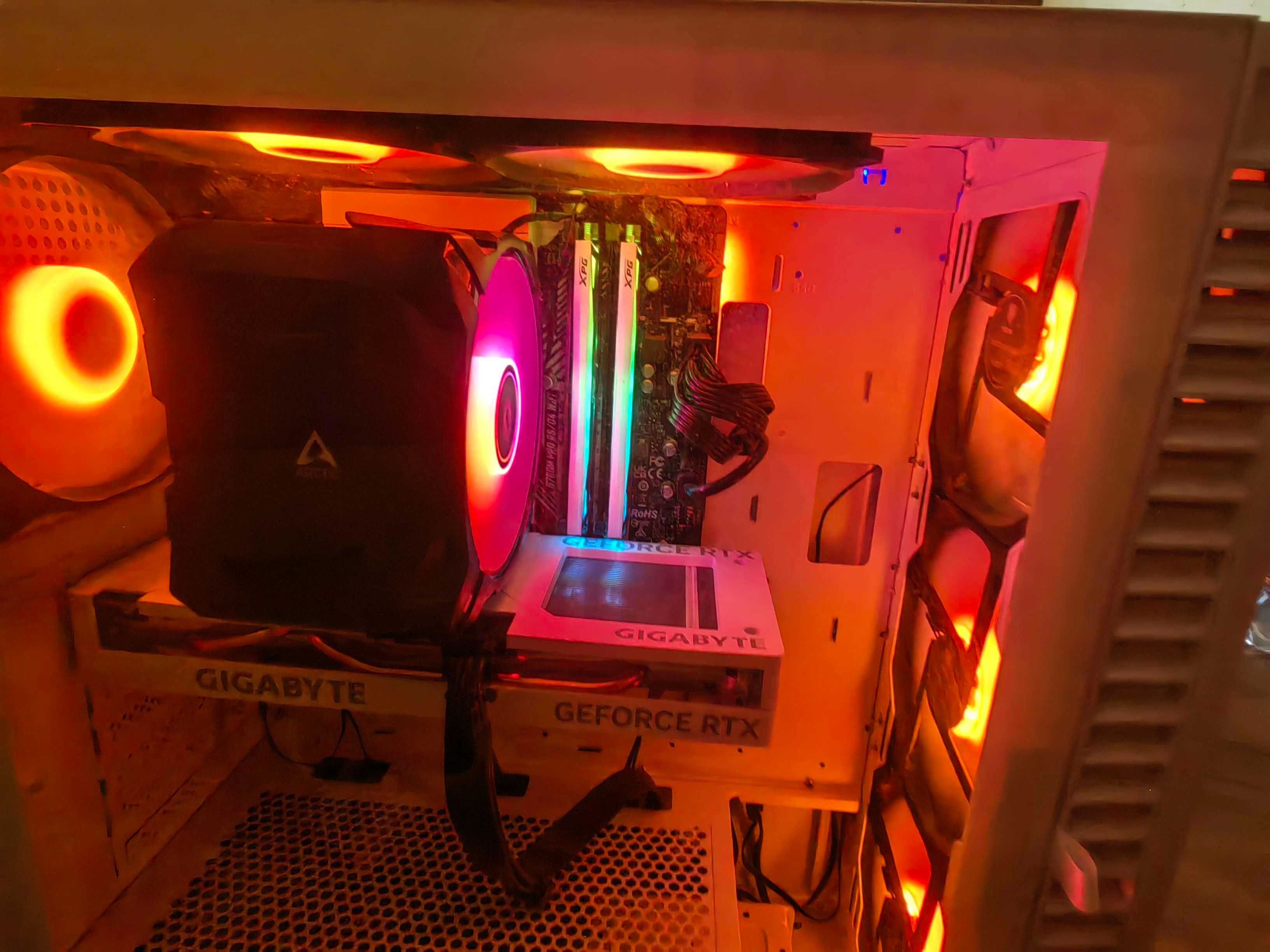 Геймърски компютър  i7-12700F, RTX 4060, 32GB RAM, 2TB NVME + MSI 27"