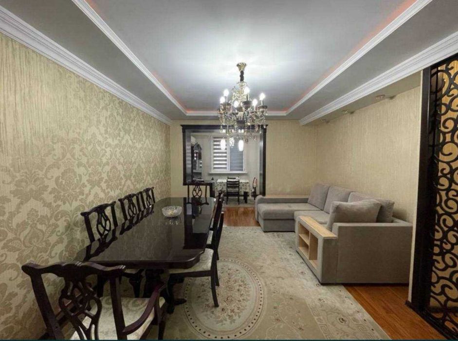 Центр 3 комнатная 3 этаж 77 серия Ойбек Метро рядом