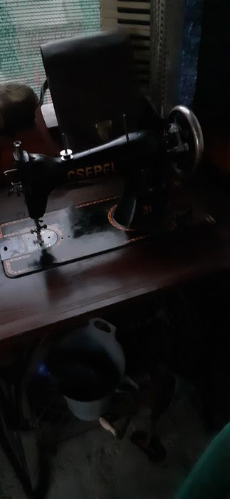 Vând mini muzeu cu obiecte foarte vechi