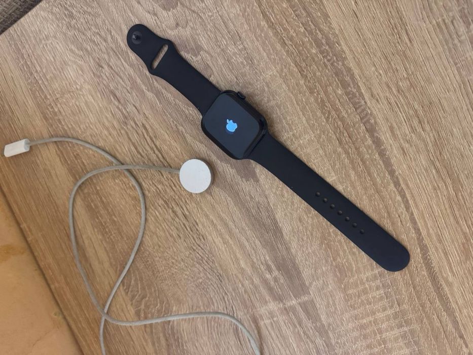 Продам часы Apple Watch 10, 46 mm