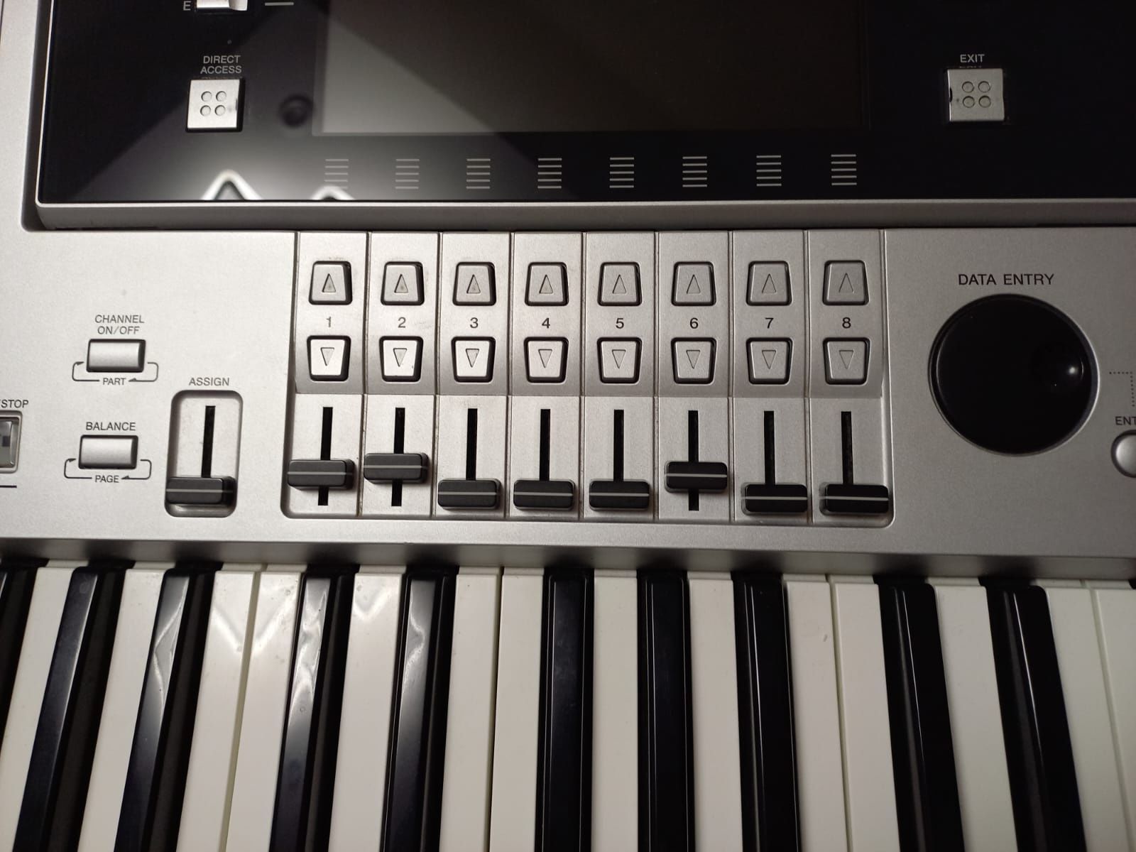 Yamaha tyros 4 impecabila