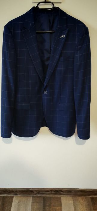 Sacouri și pantaloni