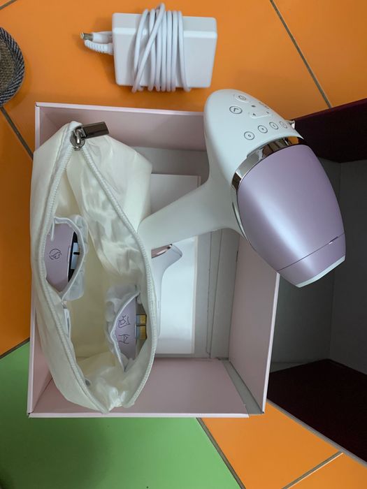 PHILIPS LUMEA Prestige bri954