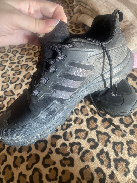 Продам термокроссовки мужские