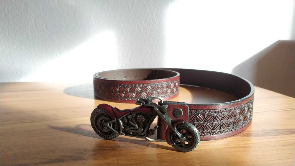 Колан с катарама на мотор