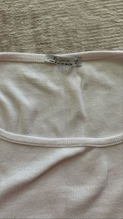 Бял потник с верижка