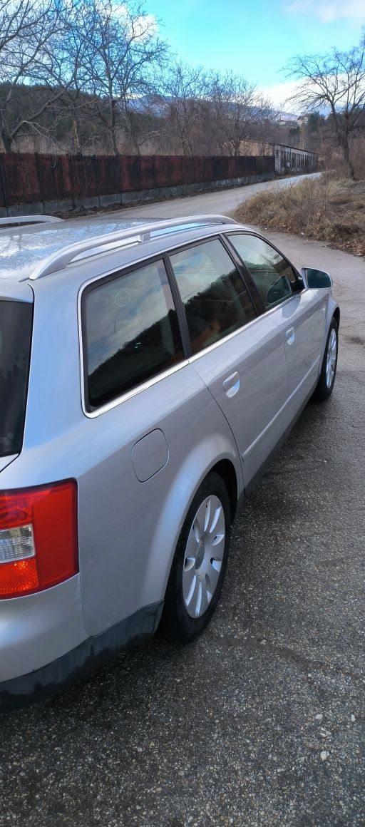 Audi a4 avant 1800Т