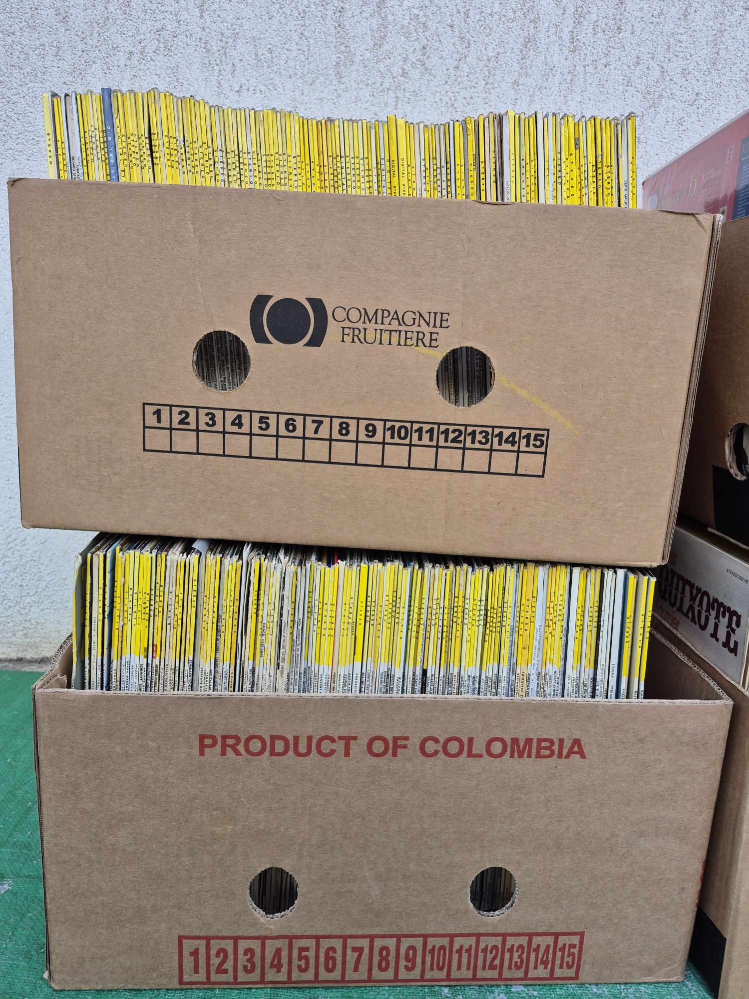 Vând 150lp Discuri Vinil colectia Deutsche Grammophon muzică clasică