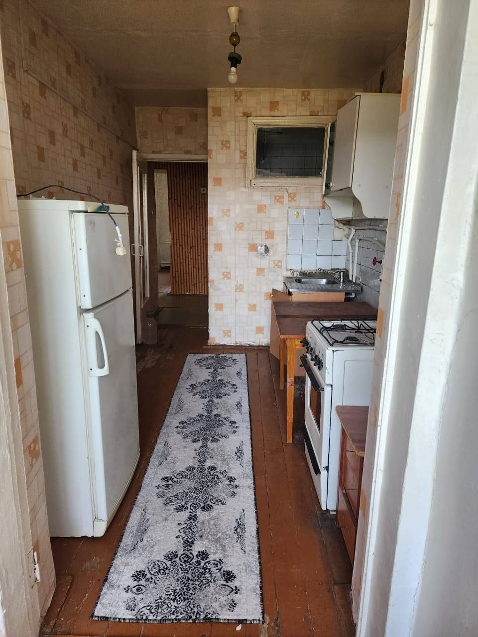 Голубой экран,кон куйиш томонда жойлашган 3 хонали квартира ижарага бе