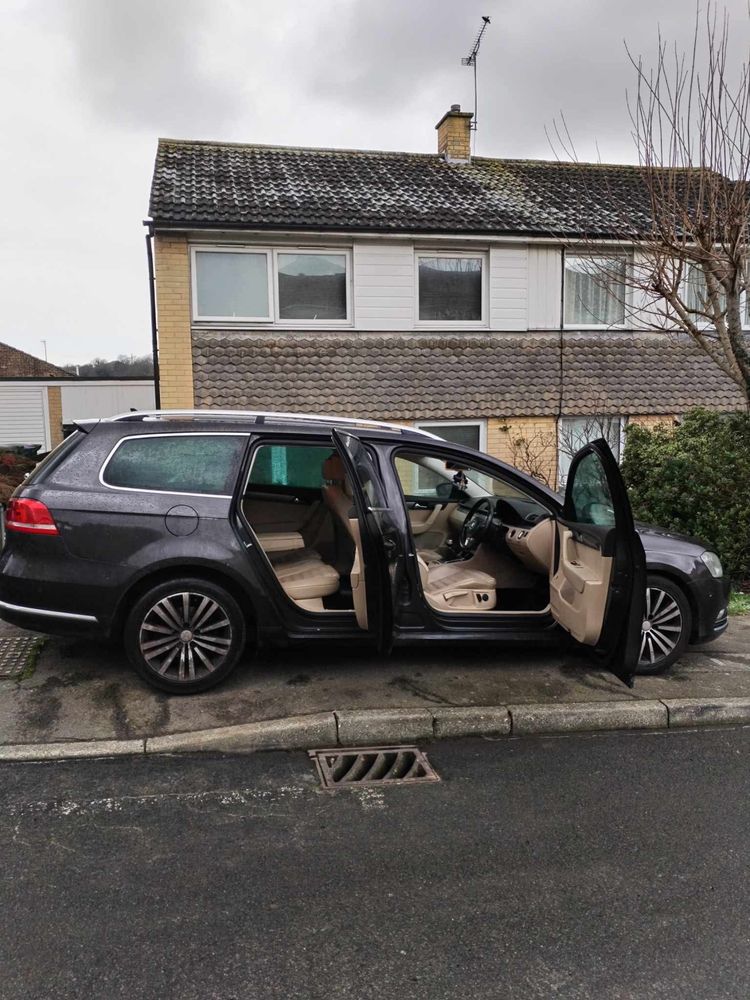 Dezmembrez Volkswagen Passat B7 2.0 TDI 2011 CFFB