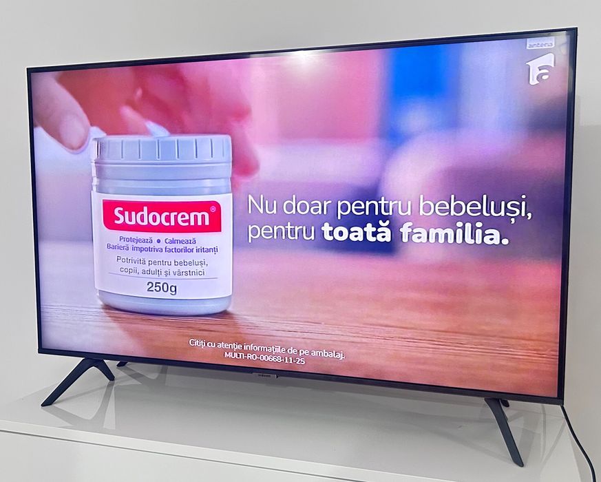 Samsung 108 cm ,smart tv