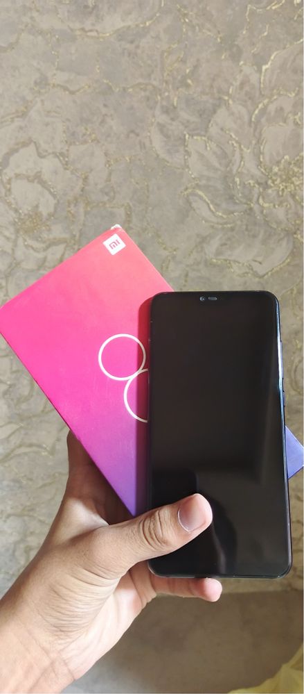 Xiaomi 8 lite 4/64 zor holati